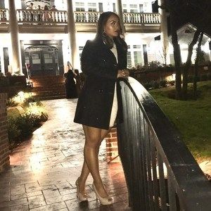 Meet your Posher, Monique